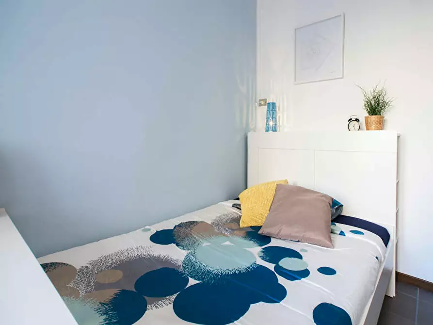 Immagine 3 di Camera in affitto  in Via Francesco Arese a Milano