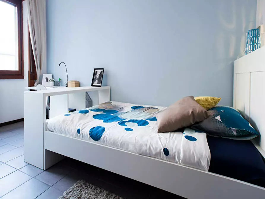 Immagine 2 di Camera in affitto  in Via Francesco Arese a Milano