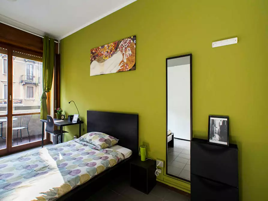 Immagine 5 di Camera in affitto  in Via Francesco Arese a Milano