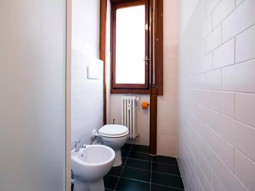 Immagine 9 di Camera in affitto  in Via Francesco Arese a Milano