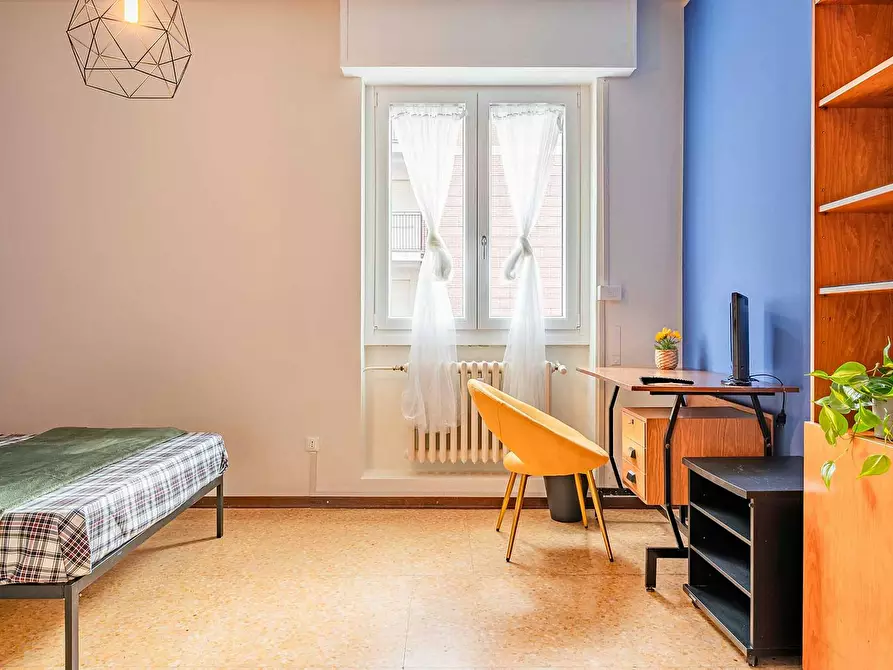 Immagine 3 di Camera in affitto  in Via Eugenio Donadoni a Milano