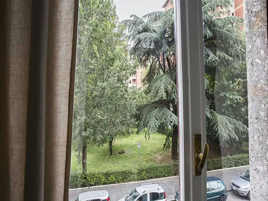 Immagine 5 di Camera in affitto  in Via Salvatore Barzilai a Milano