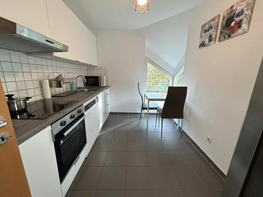 Immagine 2 di Appartamento in affitto  in Saarner Straße a Duisburg