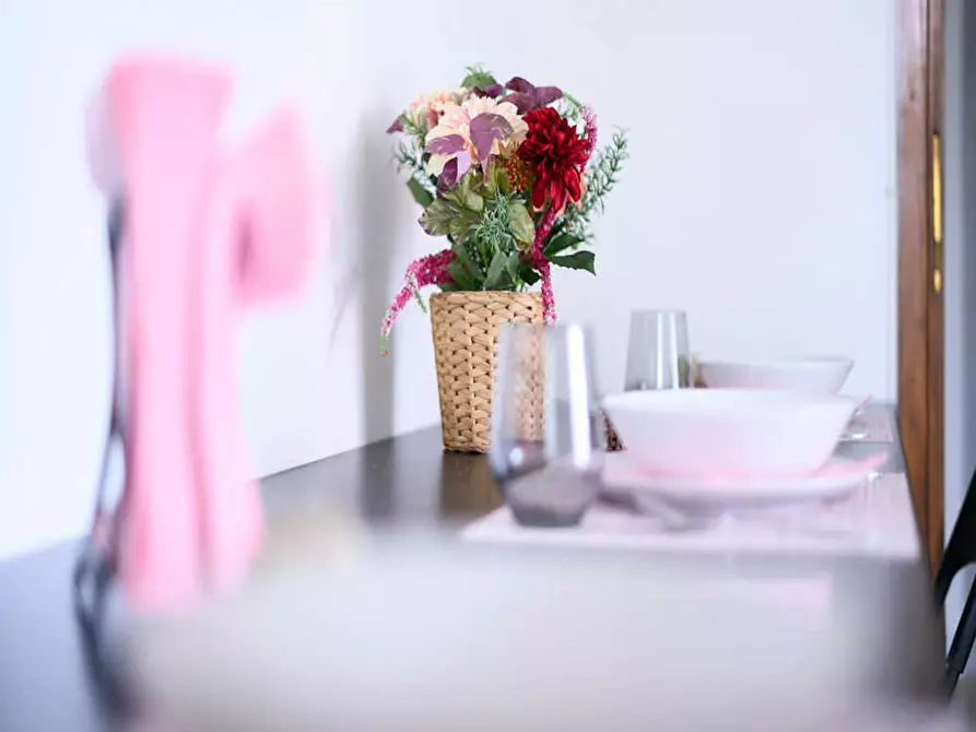 Immagine 9 di Camera in affitto  in Via Ippodromo a Milano