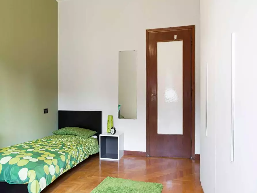 Immagine 6 di Camera in affitto  in Viale Sabotino a Milano