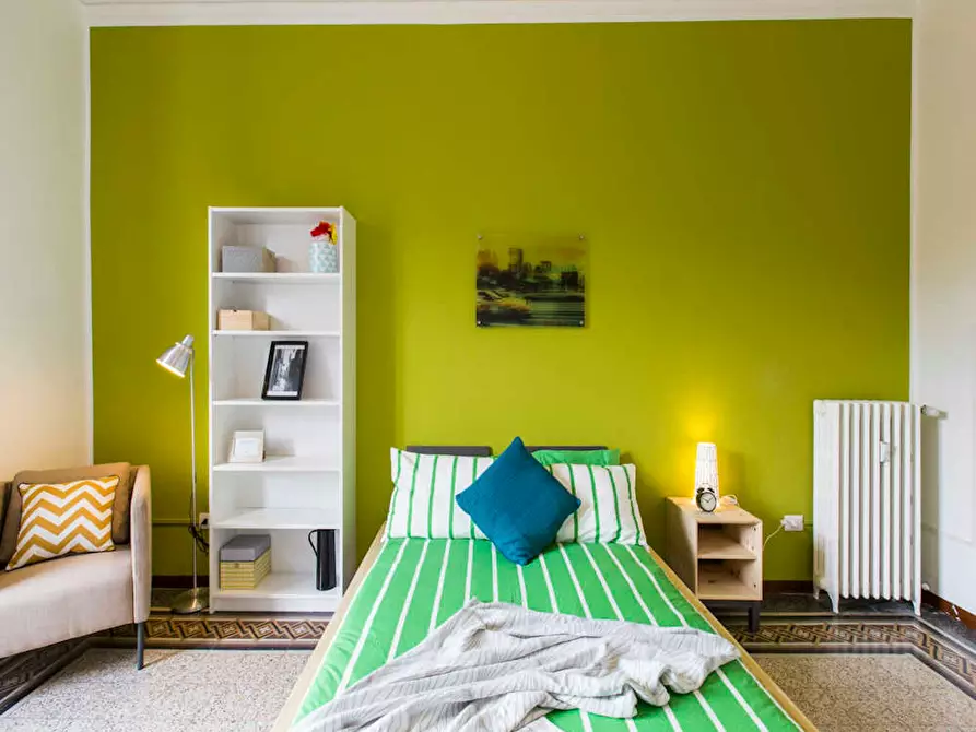 Immagine 1 di Camera in affitto  in Via Desiderio a Milano