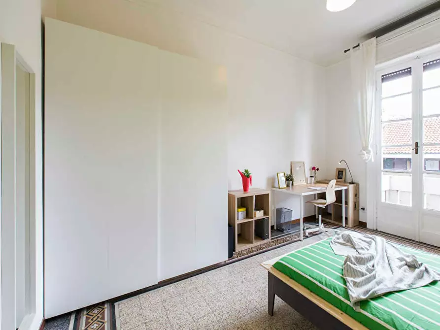 Immagine 5 di Camera in affitto  in Via Desiderio a Milano