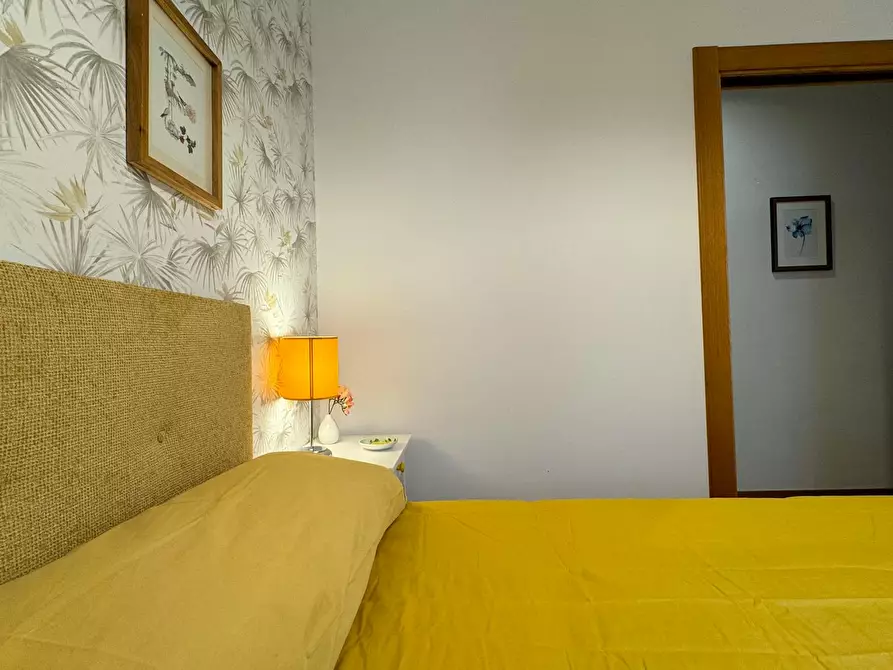 Immagine 6 di Camera in affitto  in Autonomia kalea a Bilbao