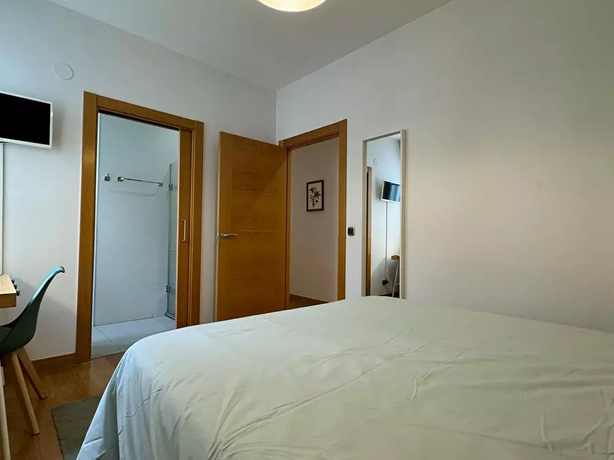 Immagine 8 di Camera condivisa in affitto  in Autonomia kalea a Bilbao