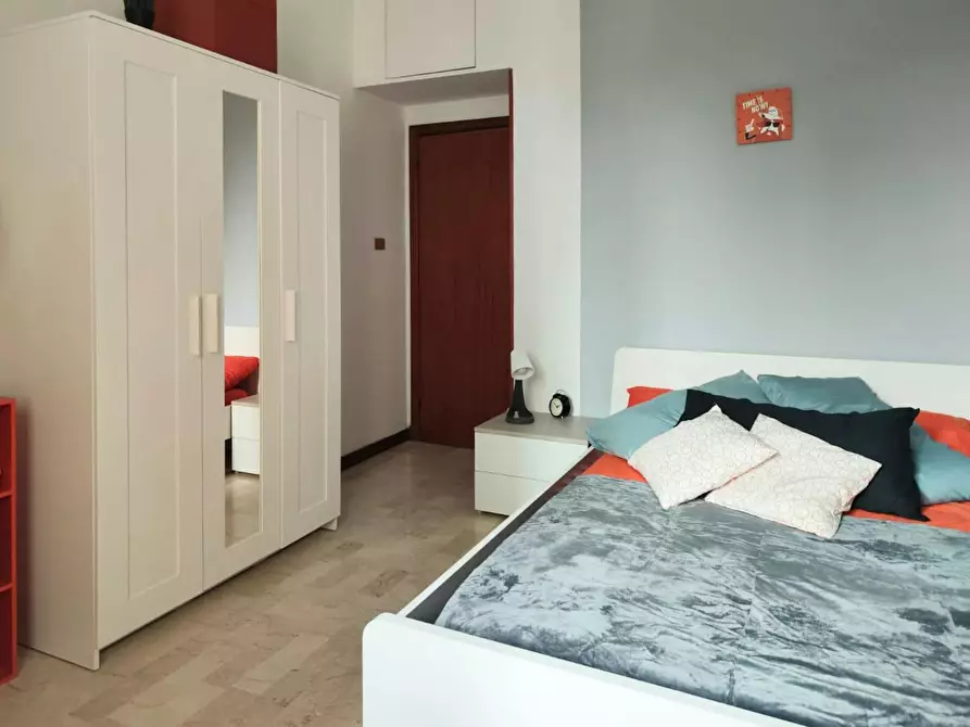 Immagine 5 di Camera in affitto  in Via della Barca a Bologna