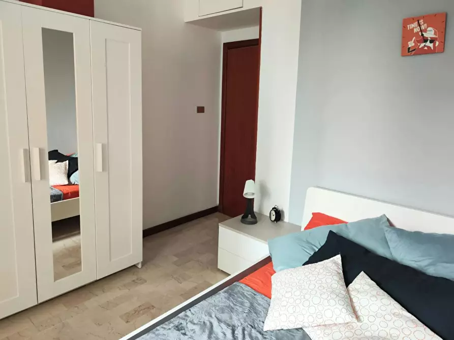 Immagine 6 di Camera in affitto  in Via della Barca a Bologna