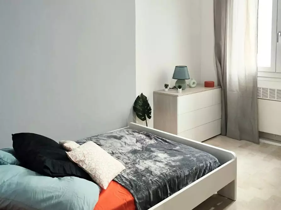 Immagine 3 di Camera in affitto  in Via della Barca a Bologna
