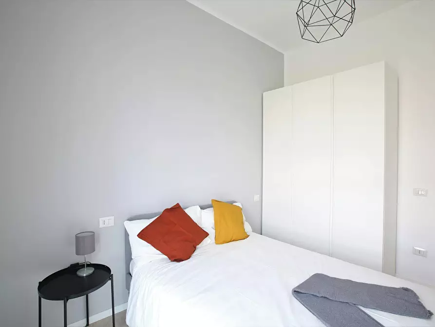 Immagine 3 di Camera in affitto  in Corso San Gottardo a Milano