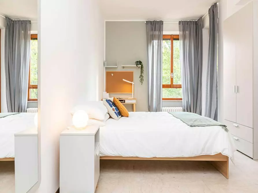 Immagine 2 di Camera in affitto  in Viale Tibaldi a Milano