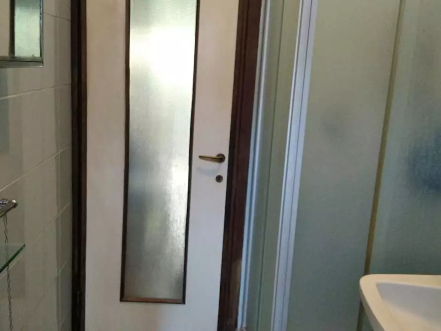 Immagine 8 di Camera in affitto  in Via Ercolano a Milano