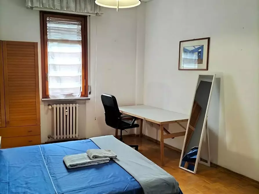 Immagine 6 di Camera in affitto  in Via Ercolano a Milano