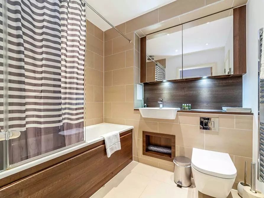 Immagine 4 di Appartamento in affitto  in Queensland Road a Islington