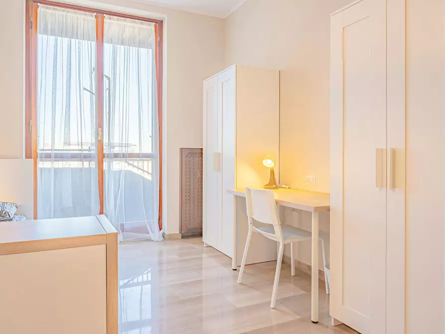 Immagine 6 di Camera condivisa in affitto  in Via Tolmezzo a Milano