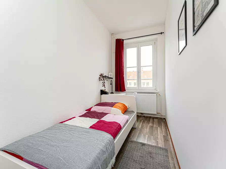 Immagine 1 di Camera in affitto  in Sterndamm a Berlin