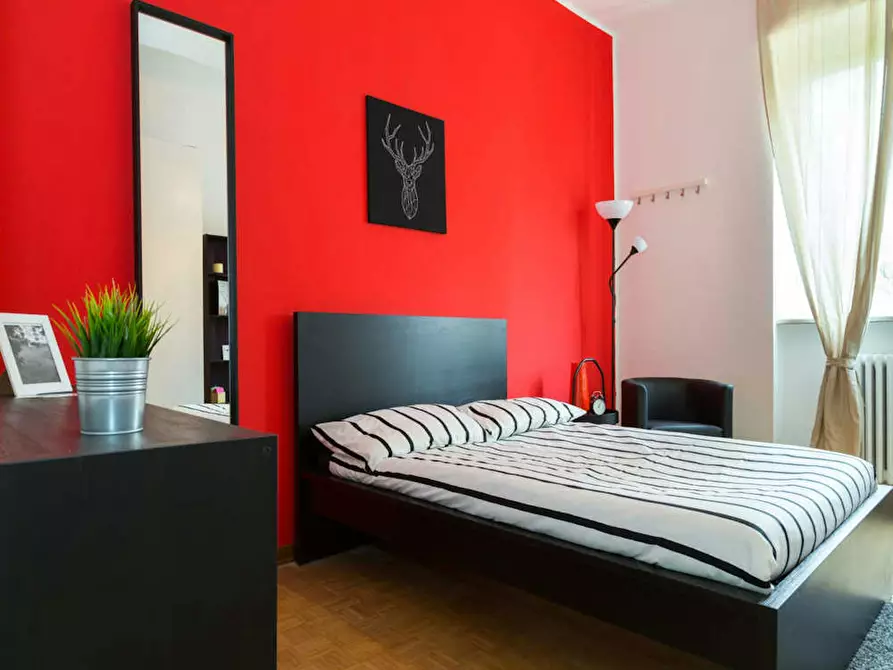 Immagine 3 di Camera in affitto  in Via dei Mandorli a Buccinasco