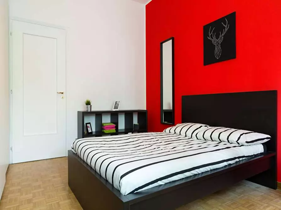 Immagine 1 di Camera in affitto  in Via dei Mandorli a Buccinasco