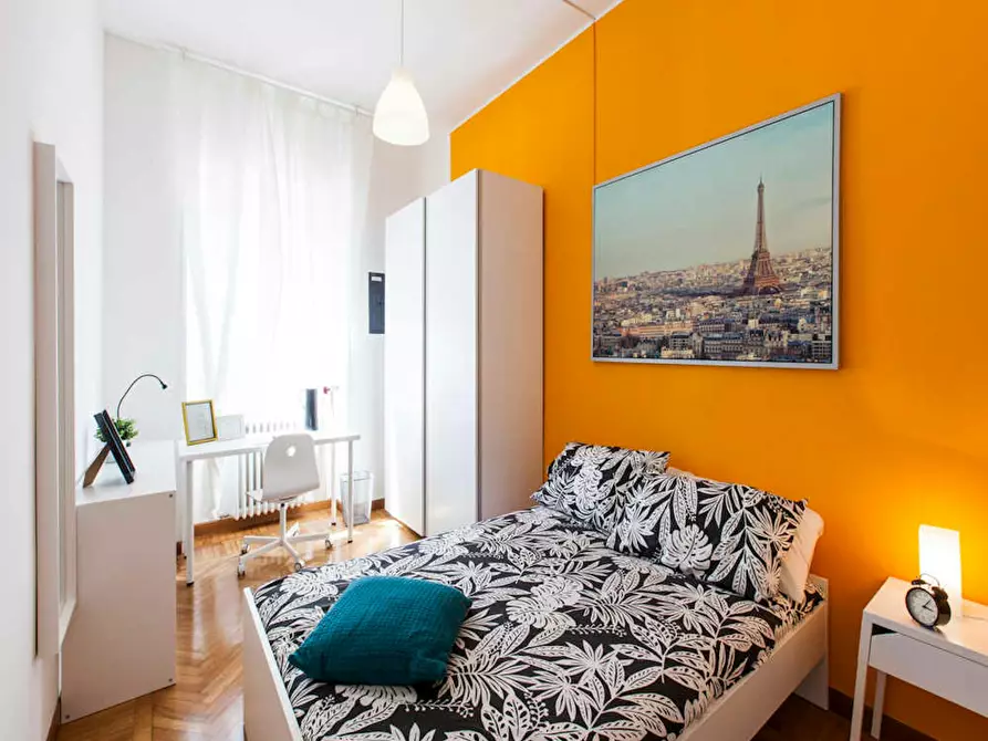 Immagine 2 di Camera in affitto  in Viale Emilio Caldara a Milano