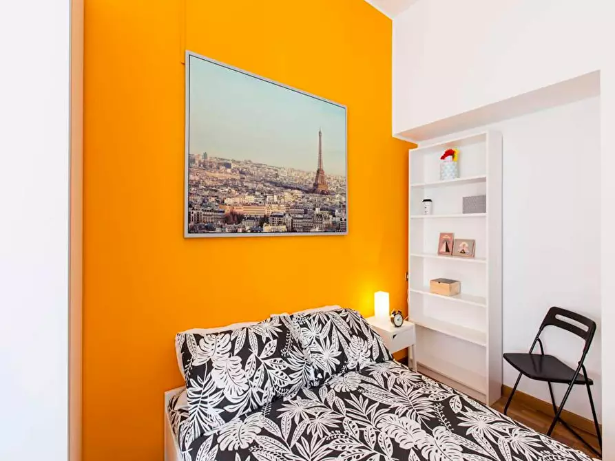 Immagine 5 di Camera in affitto  in Viale Emilio Caldara a Milano