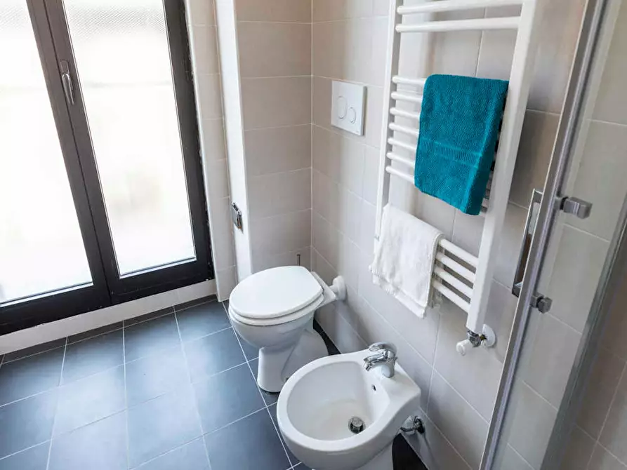 Immagine 10 di Camera in affitto  in Via Luigi Porro Lambertenghi a Milano