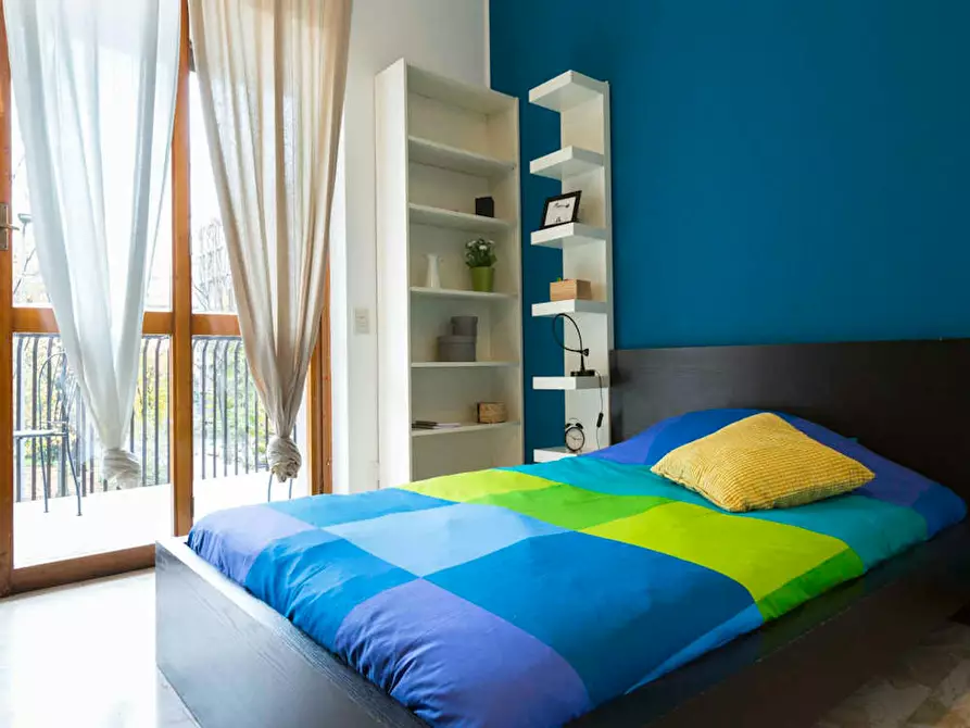 Immagine 2 di Camera in affitto  in Via Carlo Valvassori Peroni a Milano