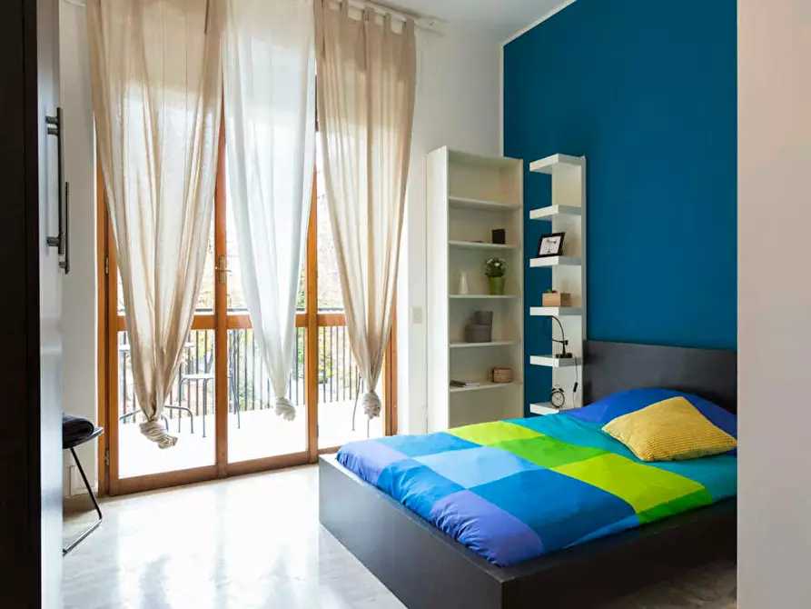 Immagine 3 di Camera in affitto  in Via Carlo Valvassori Peroni a Milano