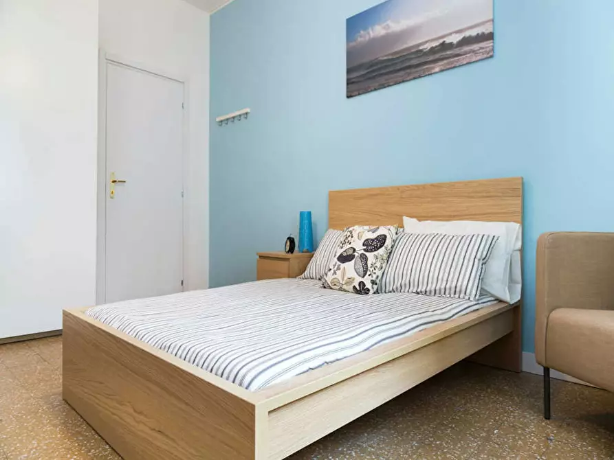 Immagine 2 di Camera in affitto  in Via Melchiorre Gioia a Milano