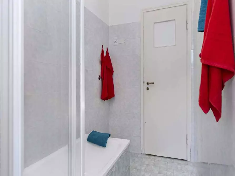 Immagine 8 di Camera in affitto  in Via dei Salici a Buccinasco