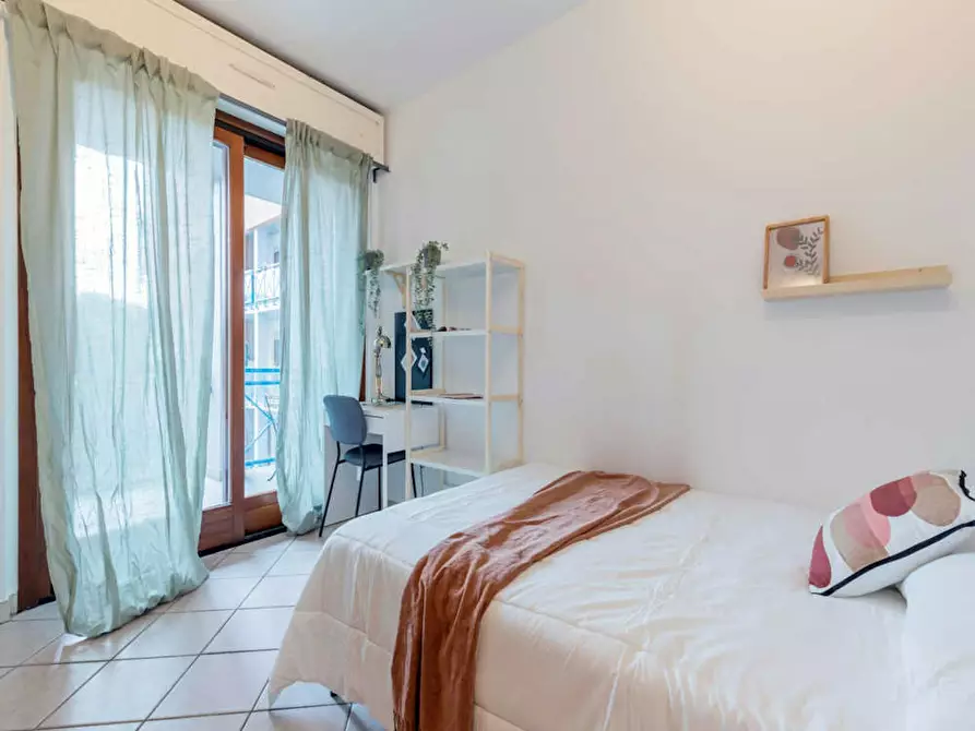 Immagine 2 di Camera in affitto  in Strada del Fortino a Torino