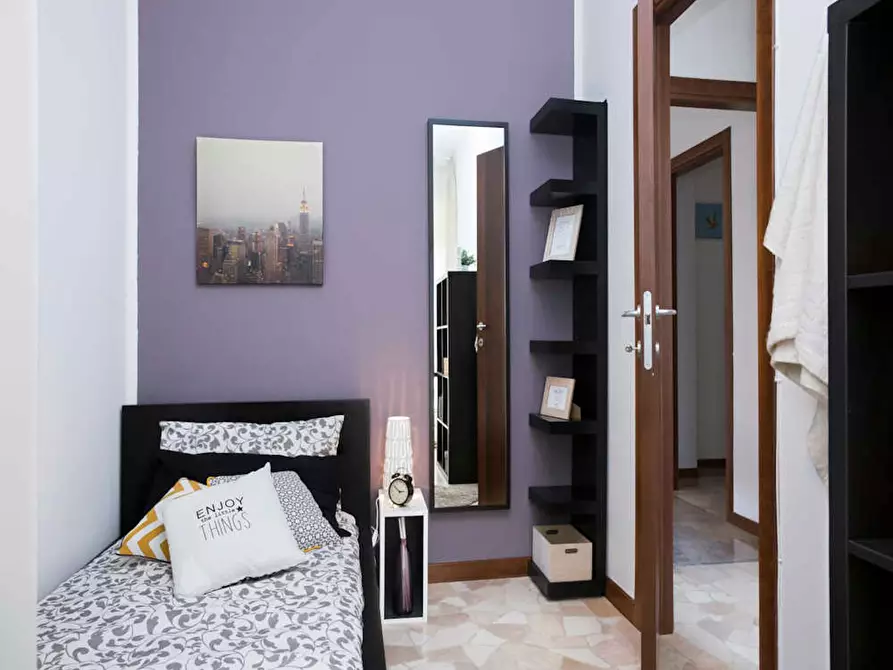 Immagine 4 di Camera in affitto  in Via Monte San Genesio a Milano