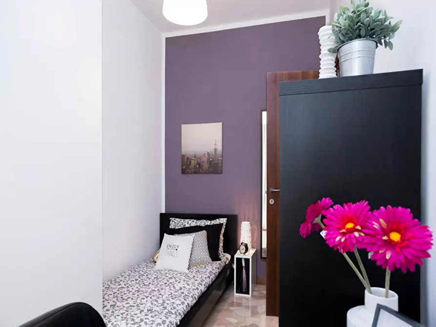 Immagine 7 di Camera in affitto  in Via Monte San Genesio a Milano