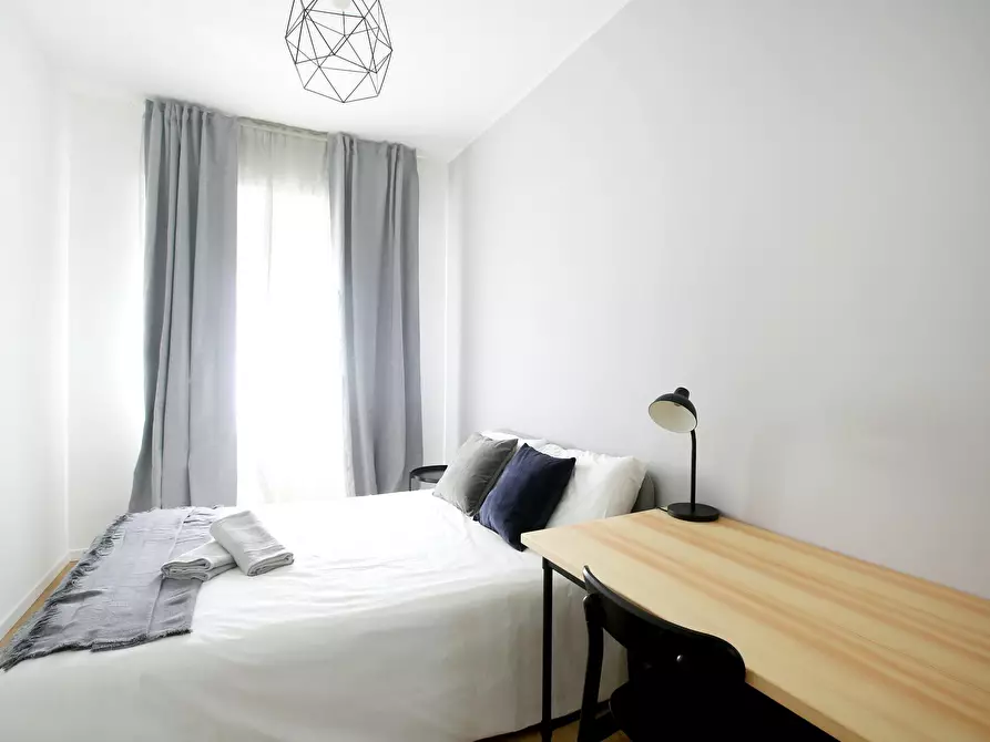 Immagine 2 di Camera in affitto  in Via Carlo Marx a Milano