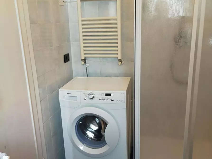 Immagine 3 di Camera in affitto  in Lungarno Cristoforo Colombo a Firenze