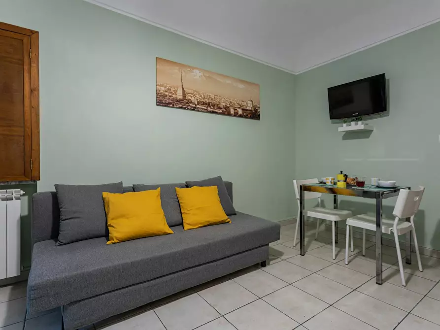 Immagine 5 di Appartamento in affitto  in Via Giulia di Barolo a Torino