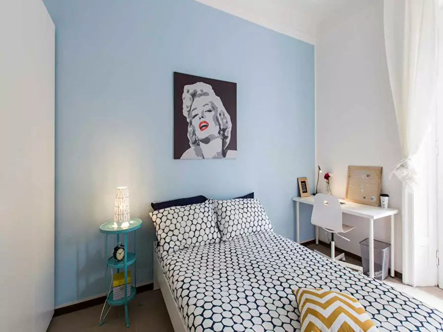 Immagine 2 di Camera in affitto  in Via Desiderio a Milano