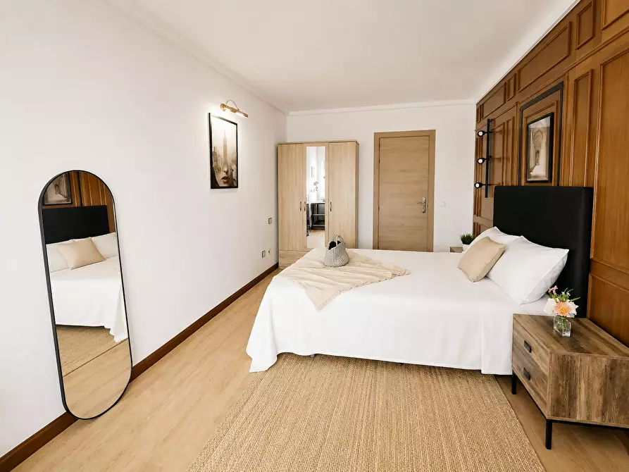 Immagine 1 di Camera in affitto  in Calle de Beatriz de Bobadilla a Madrid