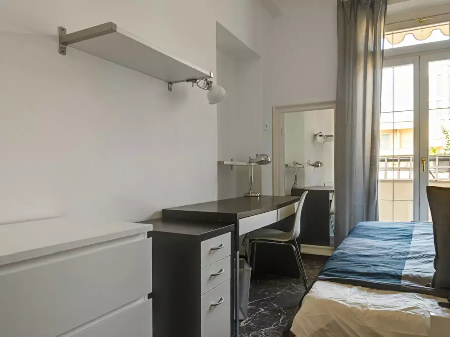 Immagine 5 di Camera in affitto  in Piazza Umanitaria a Milano