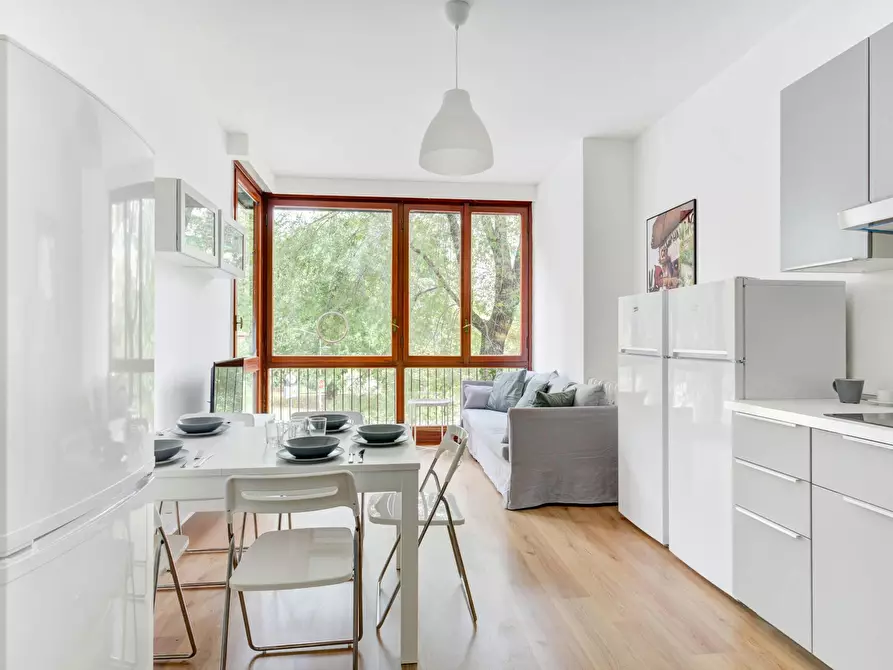 Immagine 5 di Camera in affitto  in Via Stromboli a Milano