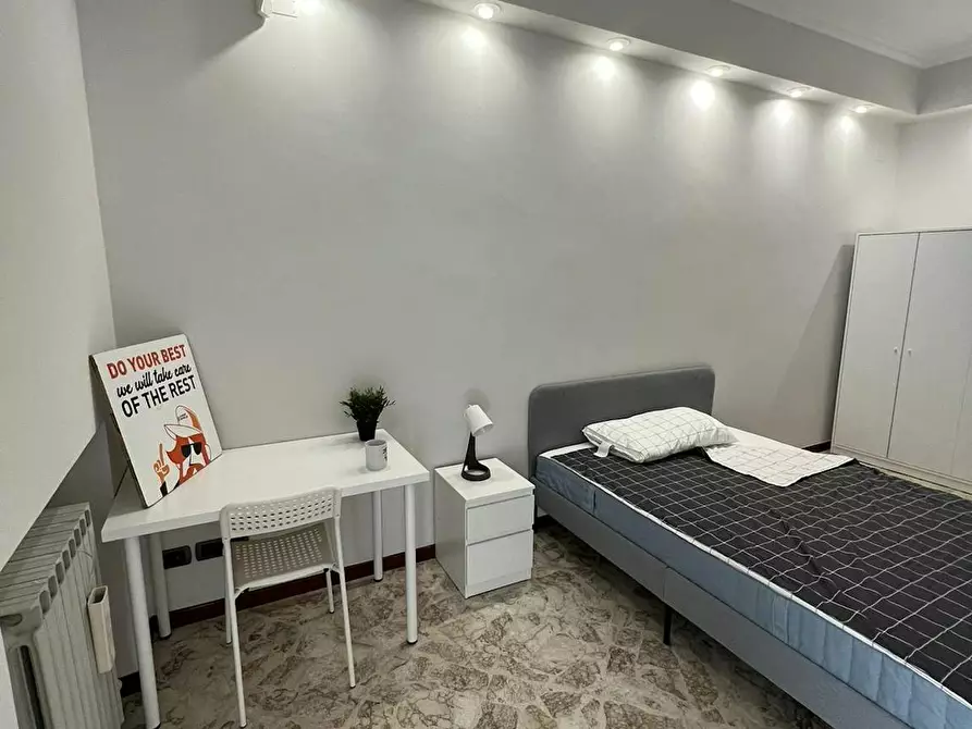 Immagine 3 di Camera in affitto  in Via Brennero a Bari