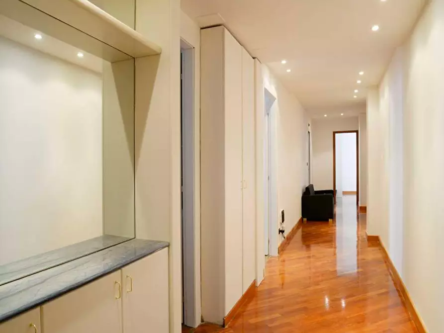 Immagine 8 di Camera in affitto  in Via Angelo Mauri a Milano