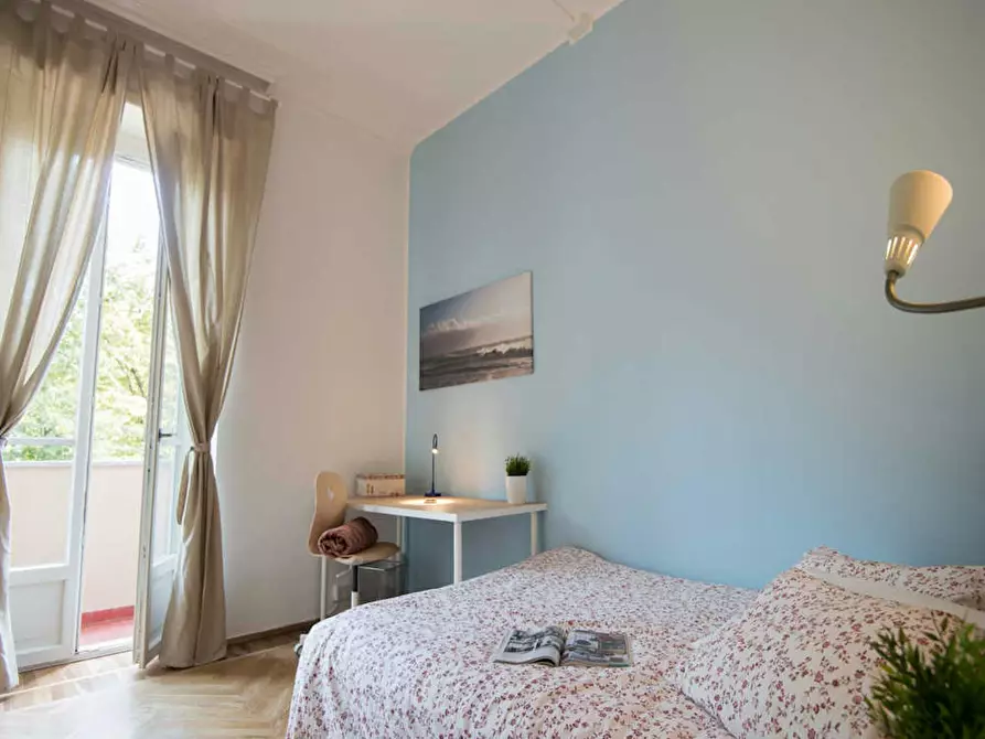 Immagine 3 di Camera in affitto  in Corso Re Umberto a Torino