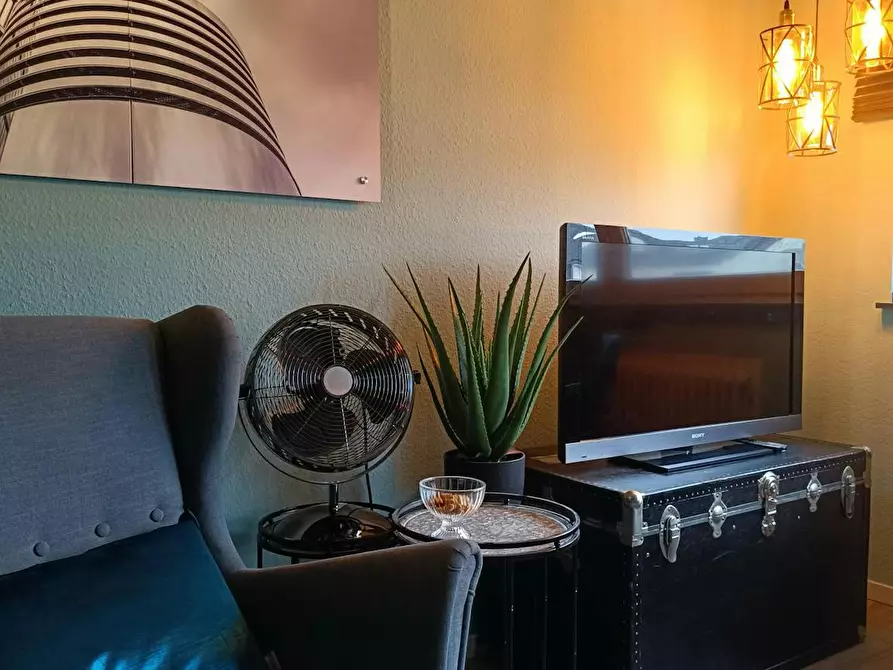 Immagine 8 di Appartamento in affitto  in Jakob-Kneip-Straße a Köln