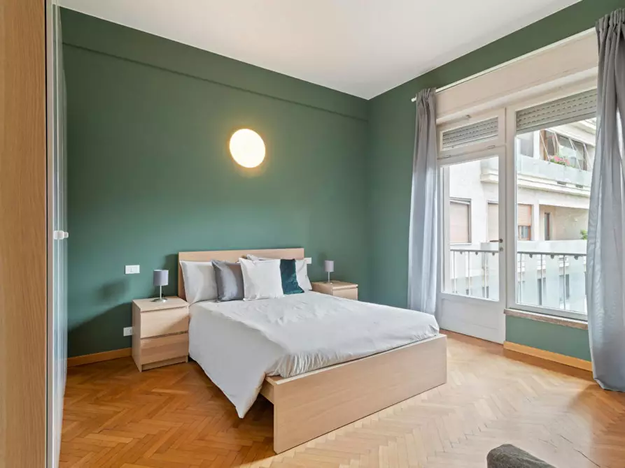 Immagine 2 di Camera in affitto  in Viale Vittorio Veneto a Milano