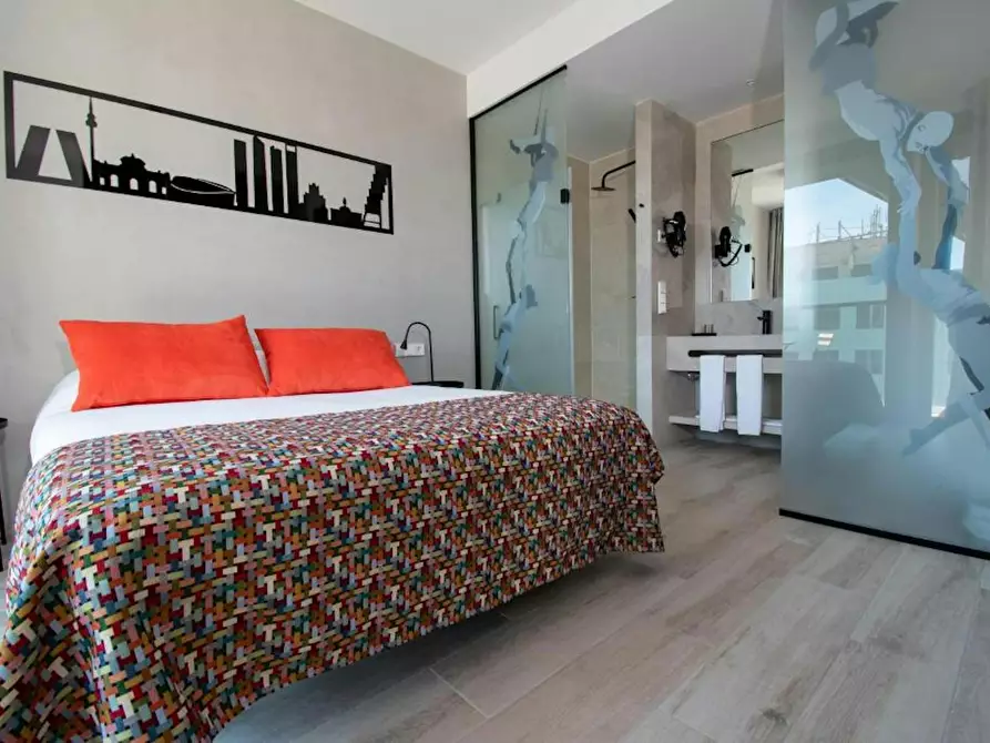 Immagine 8 di Appartamento in affitto  in Calle de Antonio López a Madrid