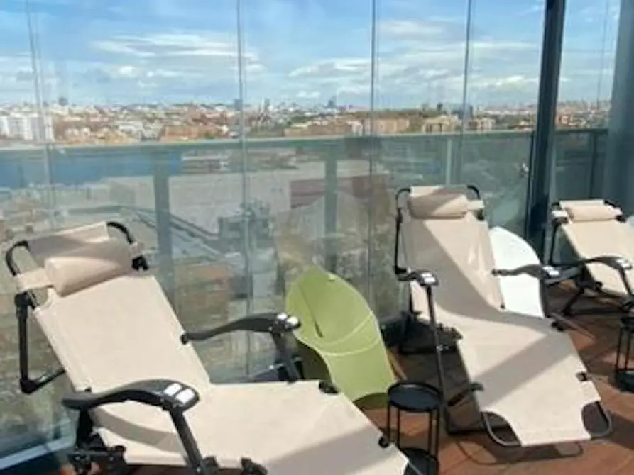 Immagine 9 di Appartamento in affitto  in Calle de Antonio López a Madrid
