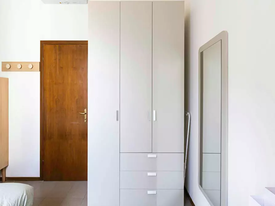 Immagine 6 di Camera in affitto  in Via Giuseppe Meda a Milano